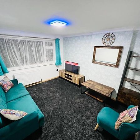 Cozycomfy Apartment Leicester Exterior photo