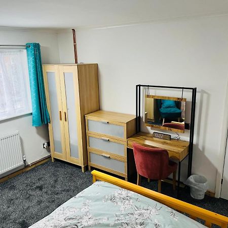 Cozycomfy Apartment Leicester Exterior photo